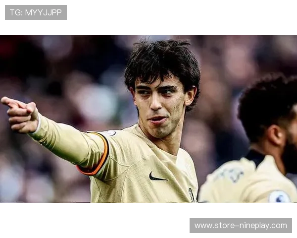 菲利克斯球星挂卡足球珍藏版全面发布带你体验顶级球员魅力