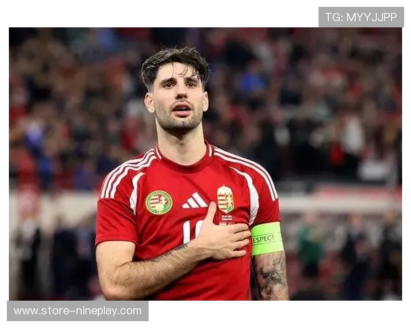 美国足球球星帅哥榜：颜值与实力兼具，谁是你心中的最佳？